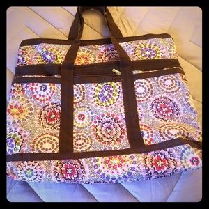 In stitches beach tote